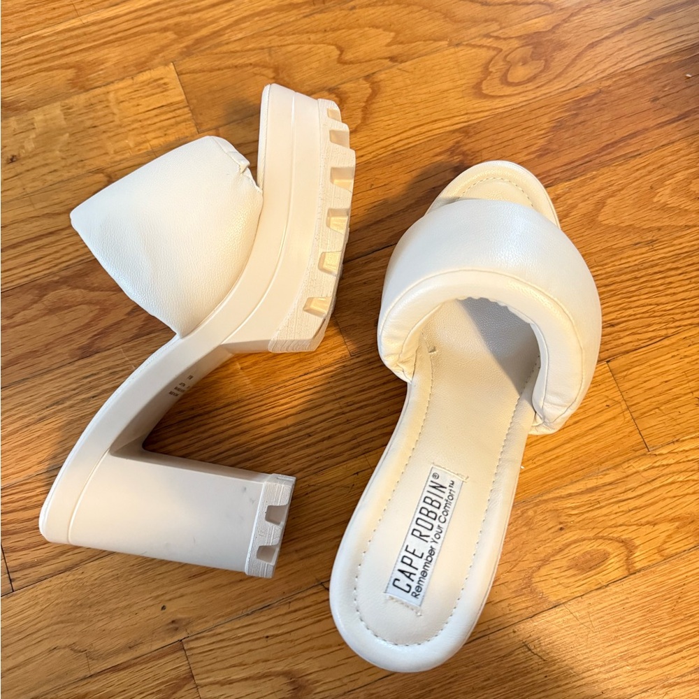 Cape Robbin Cream Platform Mules
